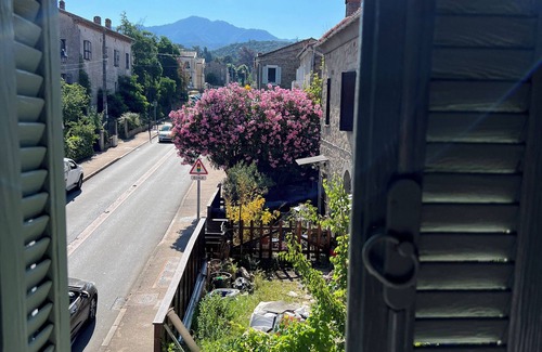 Cauro Casa | Traditional village house, 15 minutes from the beach.