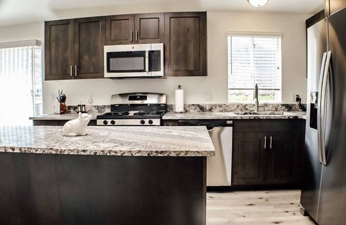 Moab South Valley Casa | "Trail Leader" Newly Remodeled Single Family Home