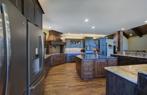 Deadwood Cabina | Trail Ridge Lodge-7 Bedroom 4 miles from Deadwood
