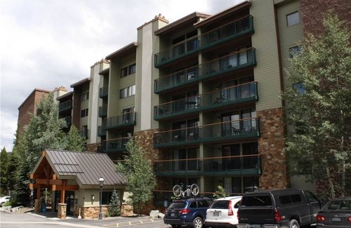 Peak 9 Condominio | Trail's End 509 Downtown Condos with on-site Hot Tub