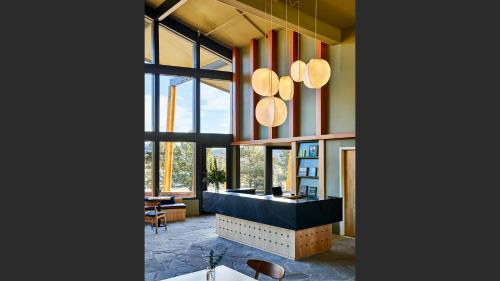 Estes Park Hotel | Trailborn Rocky Mountains