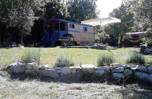 Blandas Casa | Alquiler de remolques entre Cevennes y el circo Navacelle La Bleue