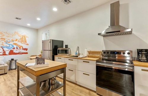 Hurricane Apartamento | Trailheads & Splash Pad Close By, Pet Friendly!