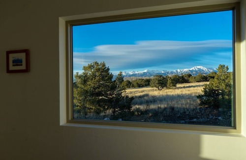 Zapata Cabina | Trails End Getaway · Modern Cabin w/ Hot Tub near Sand Dunes Nat'l Park