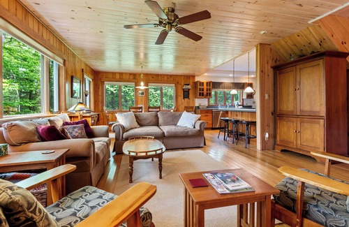 Rangeley Plantation Casa | Hermosa casa de 3 dormitorios en la costa este de Mooselookmeguntic
