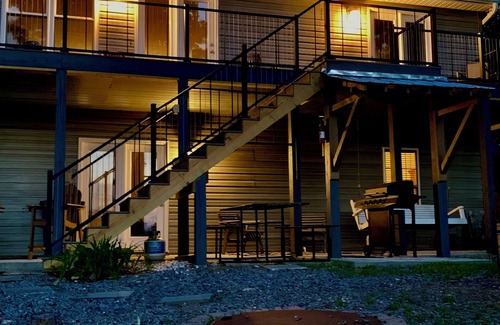 Hendersonville Casa | Experimente las siempre cambiantes montañas Blue Ridge
