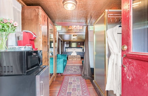 Cornell Casa | Tren Caboose Cornell cerca de Malibú