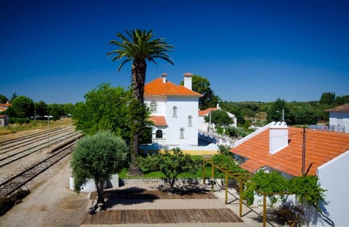 Beira Cabaña | Train Spot - Apartments in the old Marvão Train Station