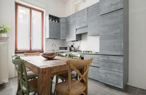 Gallarate Apartamento | Train station and free parking 10 min to MXP Airport
