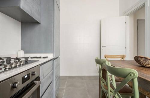 Gallarate Apartamento | Train station and free parking 10 min to MXP Airport