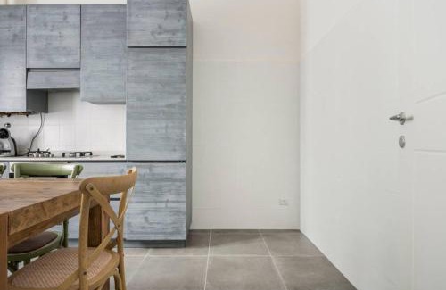 Gallarate Apartamento | Train station and free parking 10 min to MXP Airport