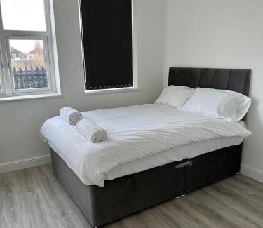 Scunthorpe Apartamento | Train Station Aparthotel - Free Wifi, Free Parking