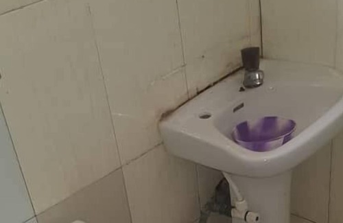Nnewi Casa | Train Station Bar & Lounge with Lodging