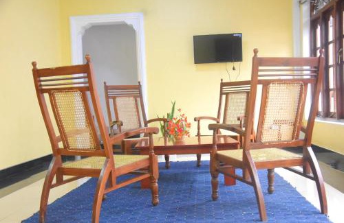 Nuwara Eliya Casa | Train View Villa
