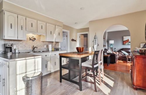 Acadian Peninsula Casa | Tranquil Riverside Cottage with beautiful Sunsets