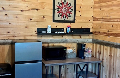 Virginia City Cabina | Tranquil 1 Room Cabin in Virginia City