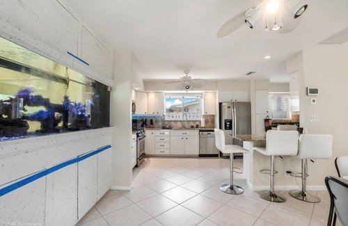 Coral Ridge Isles Casa | Tranquil 2 BDRM Waterfront Escape with Pool