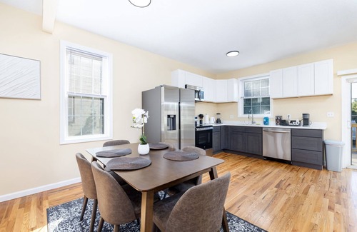 Hartford Casa | Tranquil 3-bedroom house with AC in Hartford