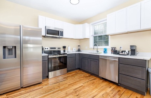 Hartford Casa | Tranquil 3-bedroom house with AC in Hartford