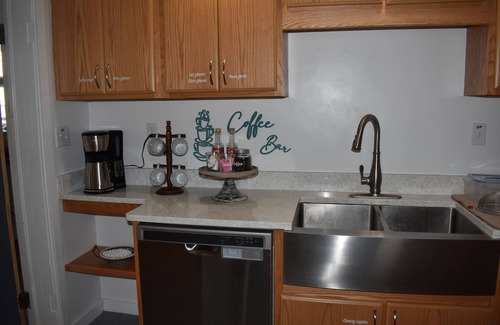 Findley Lake Casa | Tranquil 3-bedroom house with AC in Findley Lake