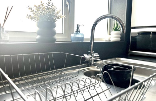 Peterborough Casa | Tranquil 3BR Retreat | Pet-Friendly + Free Parking