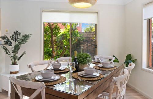 Wollongong West Casa | Tranquil 3br Thome W Spa Bath, Bbq & Ev Parking