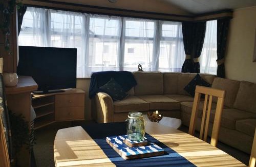 Chichester Casa | Tranquil 6 Berth Luxury Holiday Home