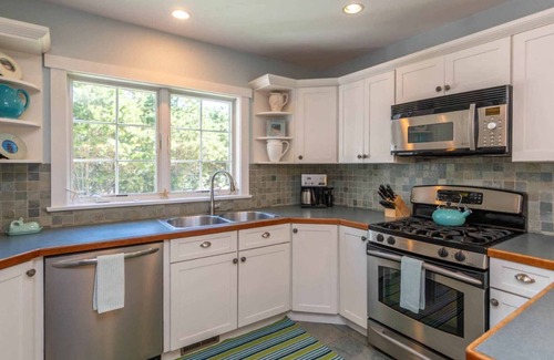 West Tisbury Casa | Tranquil and Centrally Located West Tisbury Home