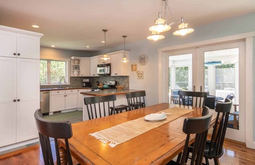 West Tisbury Casa | Tranquil and Centrally Located West Tisbury Home