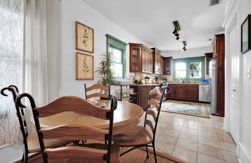 Avondale Casa | Tranquil Avondale Home, Walkable to Food & Shops!