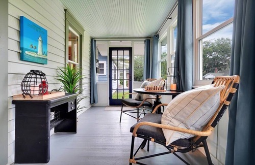 Avondale Casa | Tranquil Avondale Home, Walkable to Food & Shops!