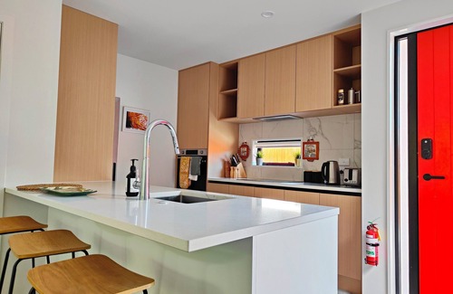 Linwood Casa | Tranquil Bamboo Oasis -New 2 Bed Close To CBD