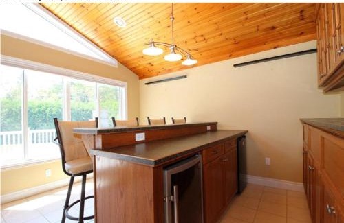 Port Franks Casa | Tranquil Bay Lodge, 3 min walk to sand beach
