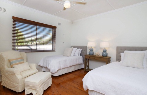 Pretty Beach Casa | Tranquilo Bayside Cottage - Especial de invierno !!