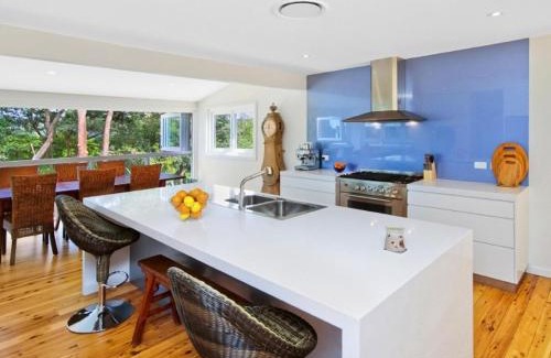 Avoca Beach Casa | Tranquil Beach House with Outdoor Decks and Pool