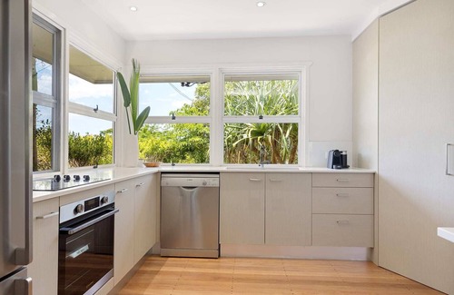 Yaroomba Casa | Tranquil beach retreat, pool, boardwalk, sleeps 8