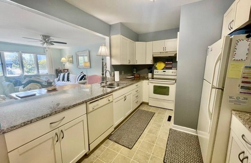 Dewey Beach Cabaña | Tranquil Beach Townhome at Dewey Cove: Walk to Beach, Dining & More!