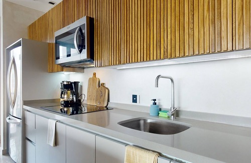 Tulsayab Apartamento | Tranquil beachfront getaway with amazing views, outdoor pool