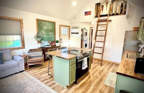 Caulfield Cabina | Tranquil Cabin on 71/acre cattle farm—near Cloud 9 ranch and Ozark rivers!