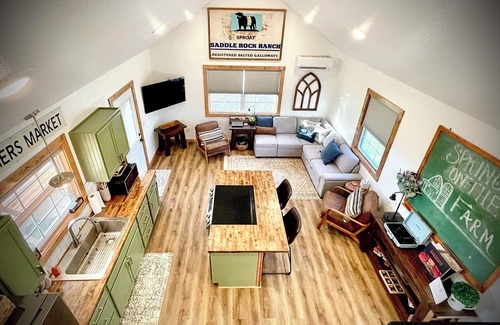 Caulfield Cabina | Tranquil Cabin on 71/acre cattle farm—near Cloud 9 ranch and Ozark rivers!