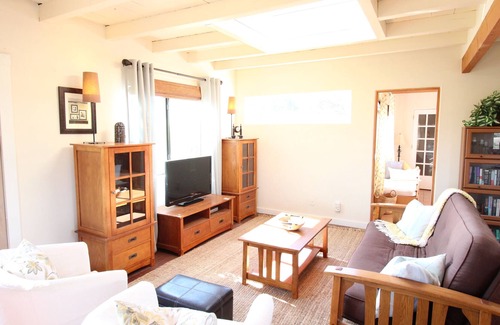 Santa Fe Cabaña | Tranquil Casita en Tano Oeste, Suroeste Cielos, Barrer Vista de las Sangres