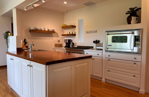 Hensonville Casa | Tranquil Catskills Hideaway: Contemporary Retreat on 39 Acres