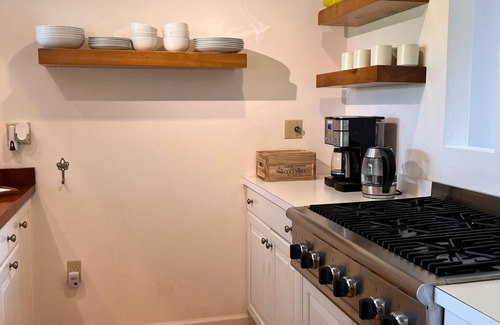 Hensonville Casa | Tranquil Catskills Hideaway: Contemporary Retreat on 39 Acres