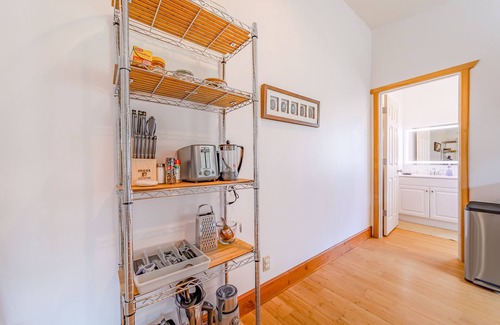 Fortuna Apartamento | Tranquil dog-friendly studio with a private balcony, grill, & outdoor tub