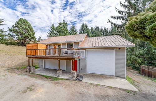 Fortuna Apartamento | Tranquil dog-friendly studio with a private balcony, grill, & outdoor tub
