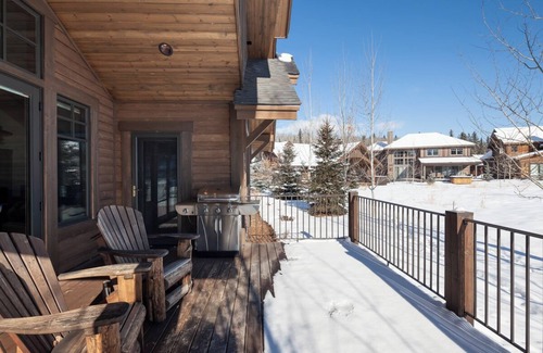 Whitefish Apartamento | Tranquil Escape | Premium Whitefish Home w/Full Resort Access