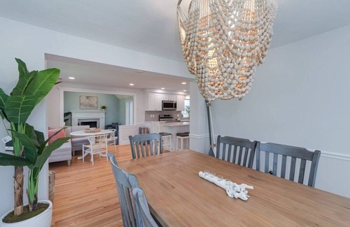 Plymouth Casa | Tranquil Family Retreat in Plymouth