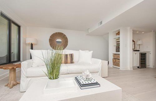 Litchfield by the Sea Casa | Tranquil Getaway 2BR Ocean Views Onsite Amenities