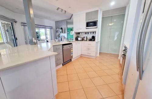 Kawungan Casa | Tranquil Getaway With Pool, Outdoor Kitchen and Bar