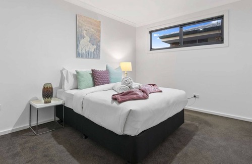 Morley Casa | Tranquil Haven 2BR/1B Guest House w/Spa